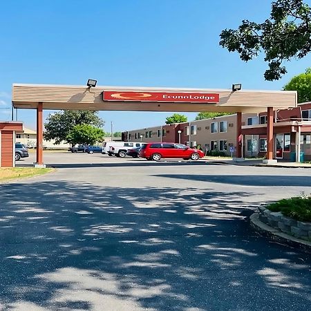 Econo Lodge Waite Park Exterior foto