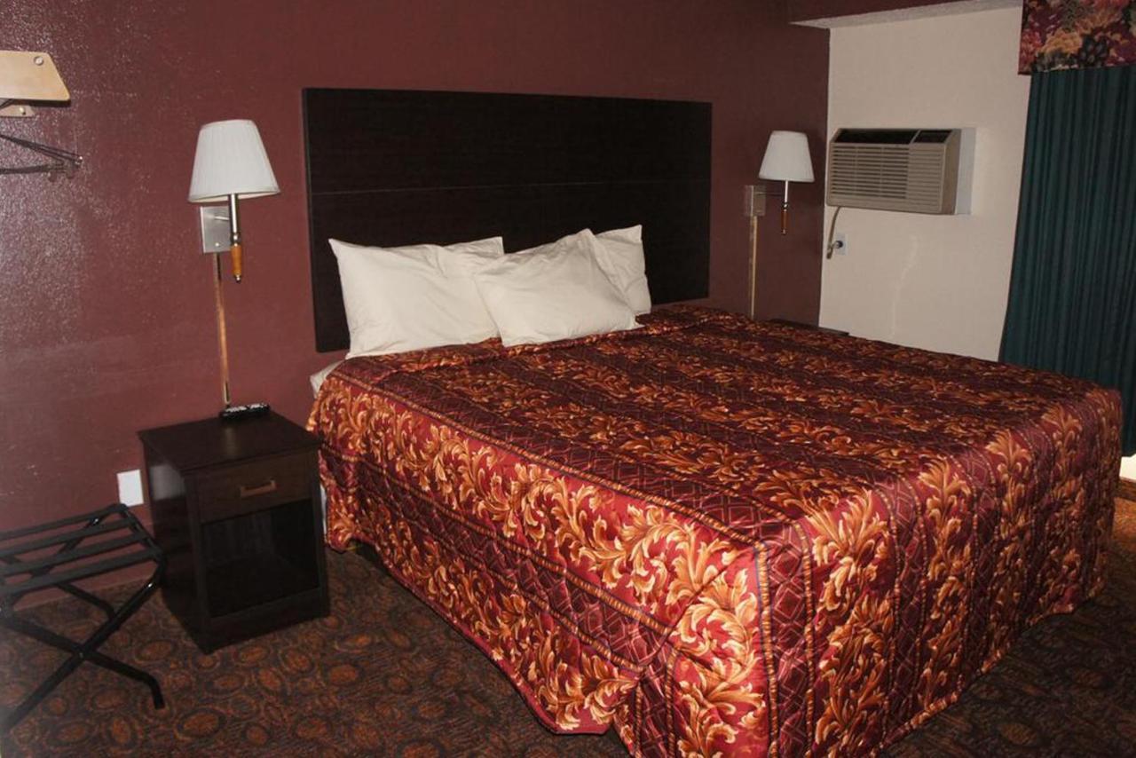 Econo Lodge Waite Park Exterior foto