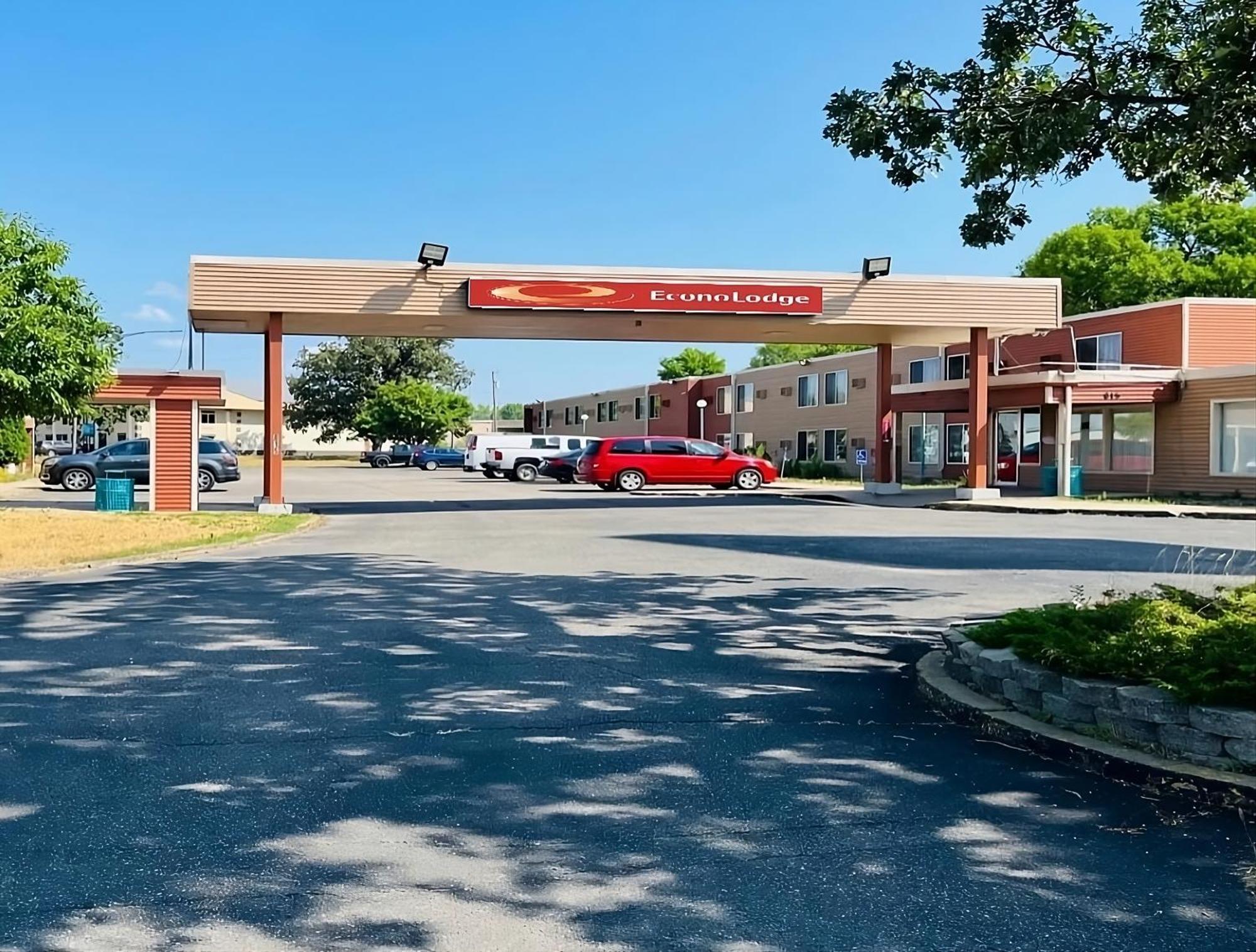 Econo Lodge Waite Park Exterior foto