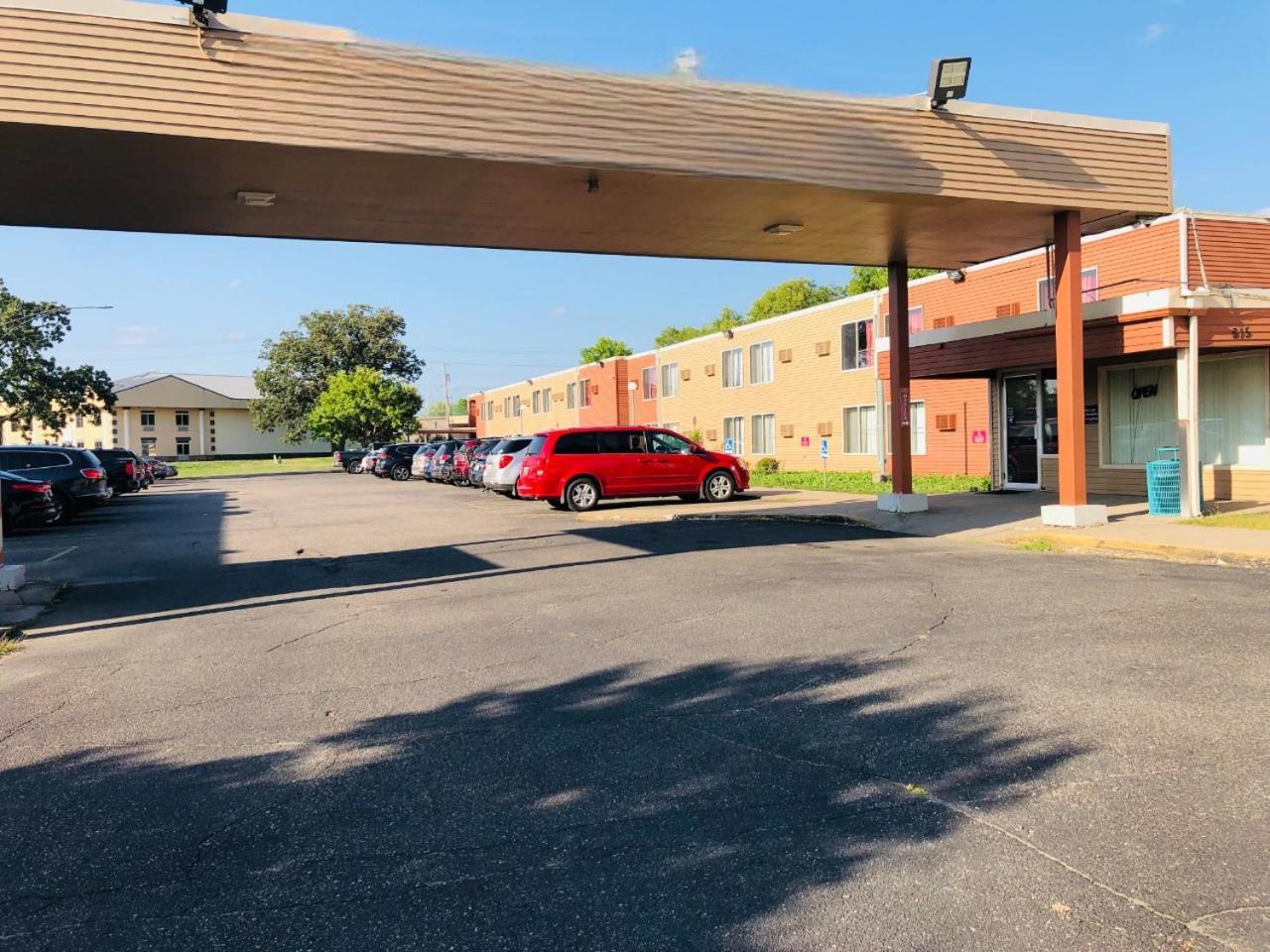 Econo Lodge Waite Park Exterior foto